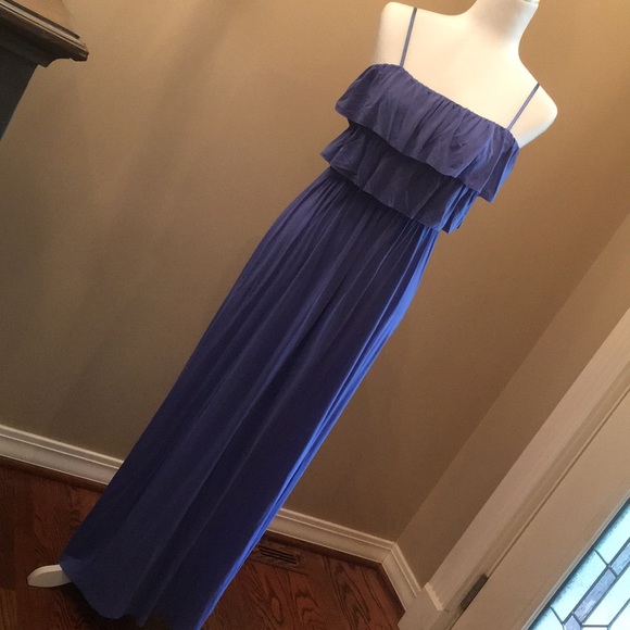 ✨✨Beautiful Shade of Blue Maxi Dress - Picture 5 of 8